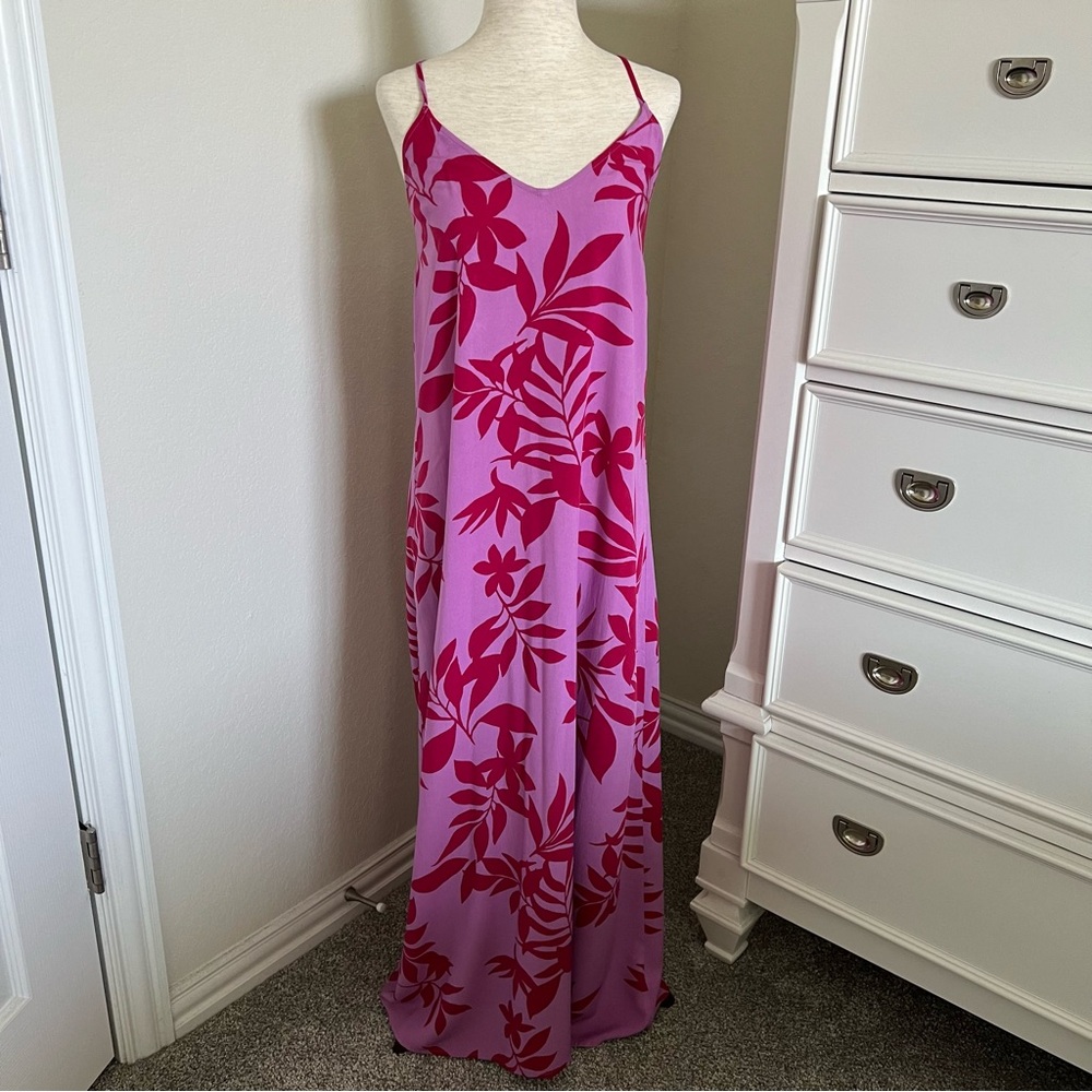 V-Neck Maxi Shift Dress for Women - Picture 2 of 9
